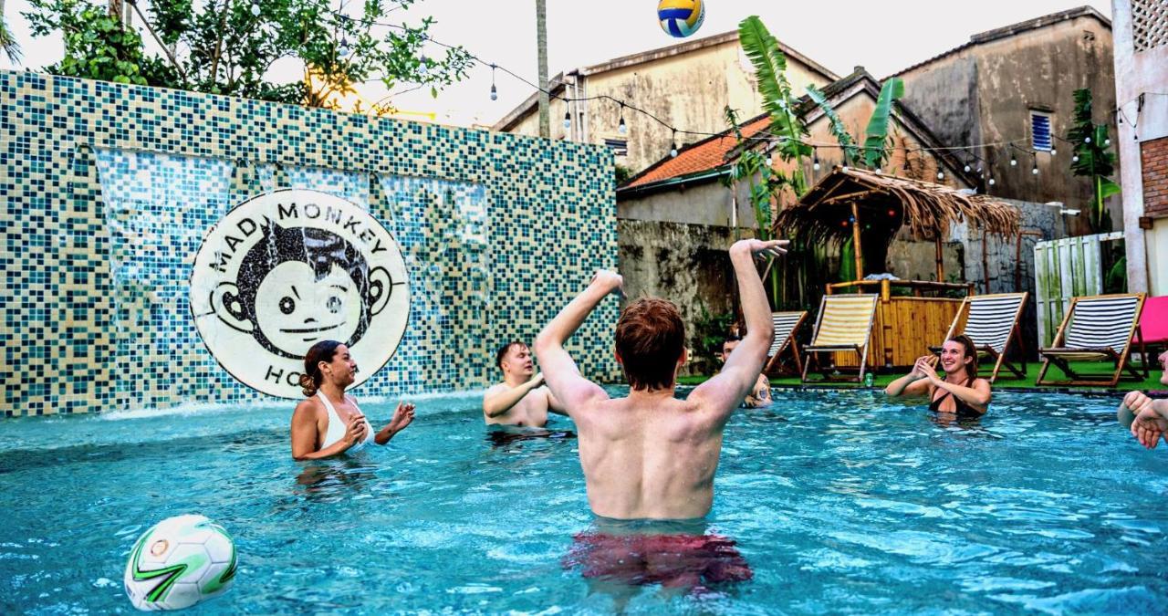 Mad Monkey Hoi An Hostel Екстериор снимка
