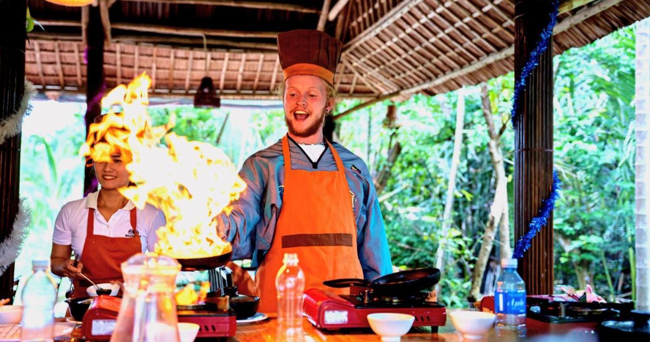 Mad Monkey Hoi An Hostel Екстериор снимка